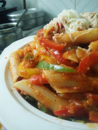 Veg. with penne in arrabiata sauce