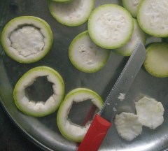 Lauki discs with the middle removed