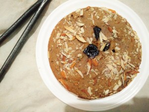 Cooker made apple prunes oats cake